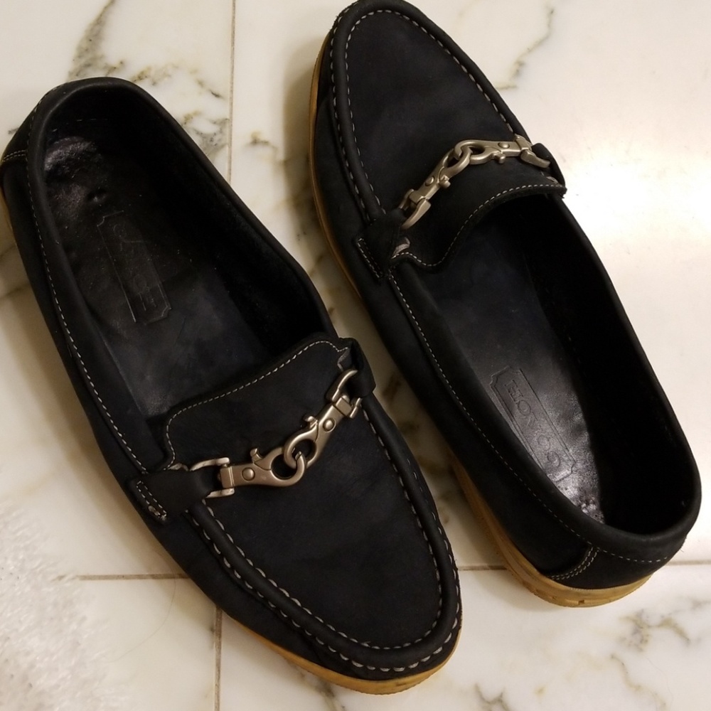 Shoes - Picture 7 of 8